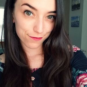 Meet your Posher, Ana